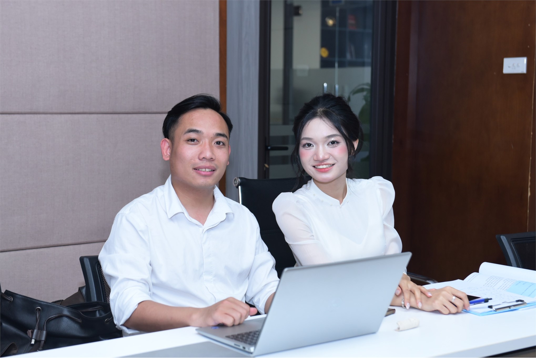 8 học viên cao học khoá 13, 14 ngành Quản trị kinh doanh bảo vệ thành công Đề án tốt nghiệp