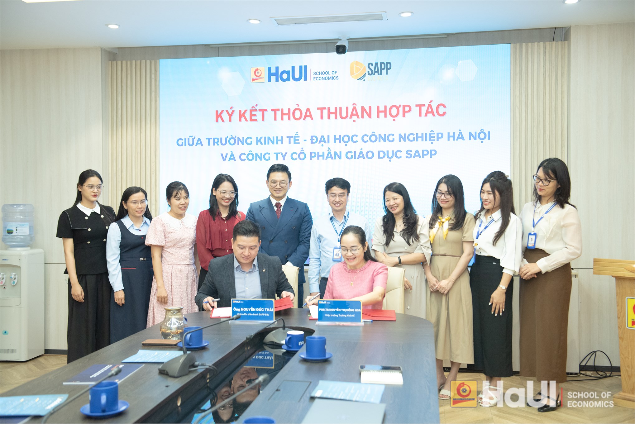Trường Kinh tế - Đại học Công nghiệp Hà Nội ký kết biên bản ghi nhớ hợp tác với Công ty Cổ phần giáo dục SAPP