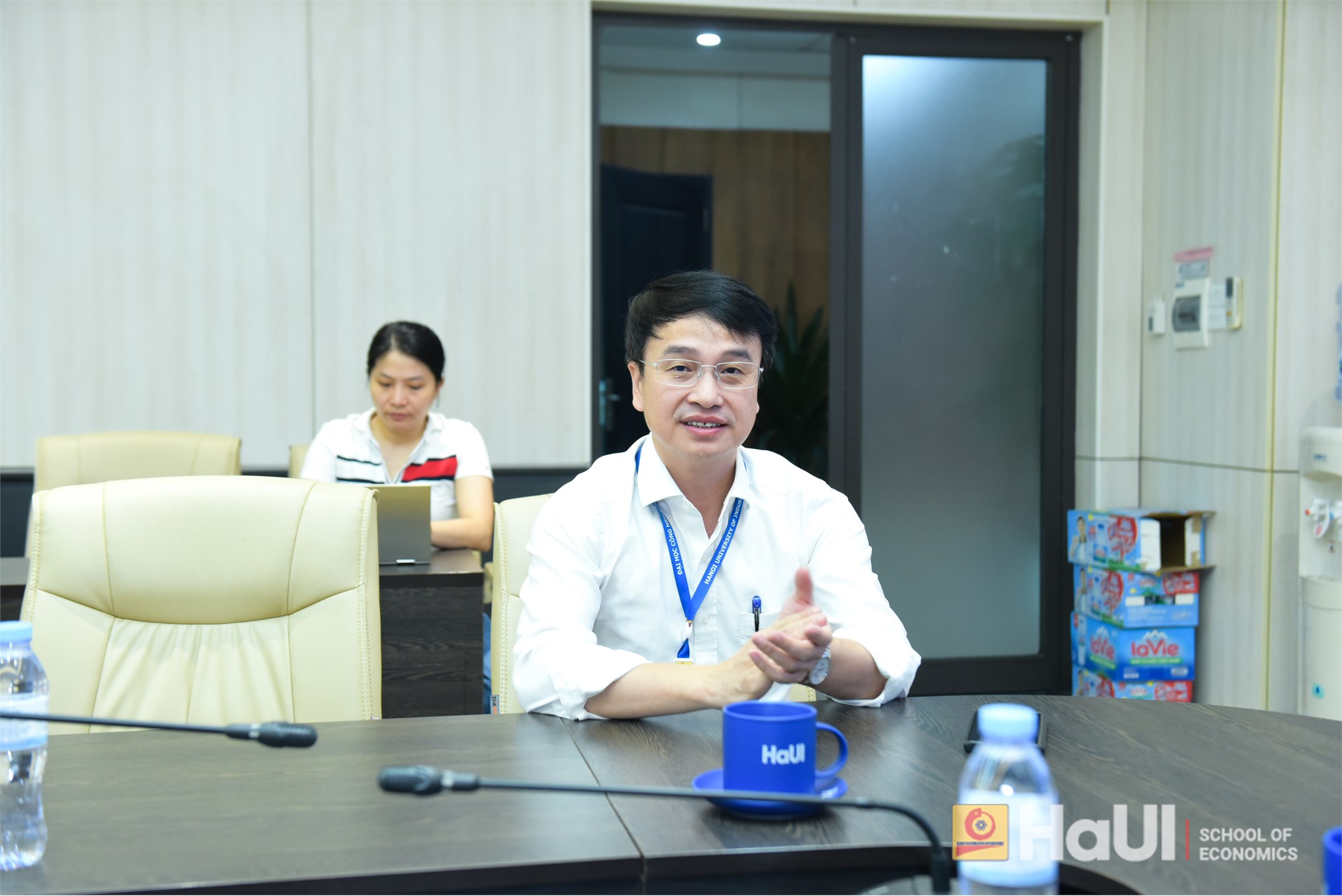 Trường Kinh tế tổ chức seminar: `Xây dựng tổng quan tài liệu hệ thống chất lượng cao – Chiến lược thành công cho nghiên cứu sinh`