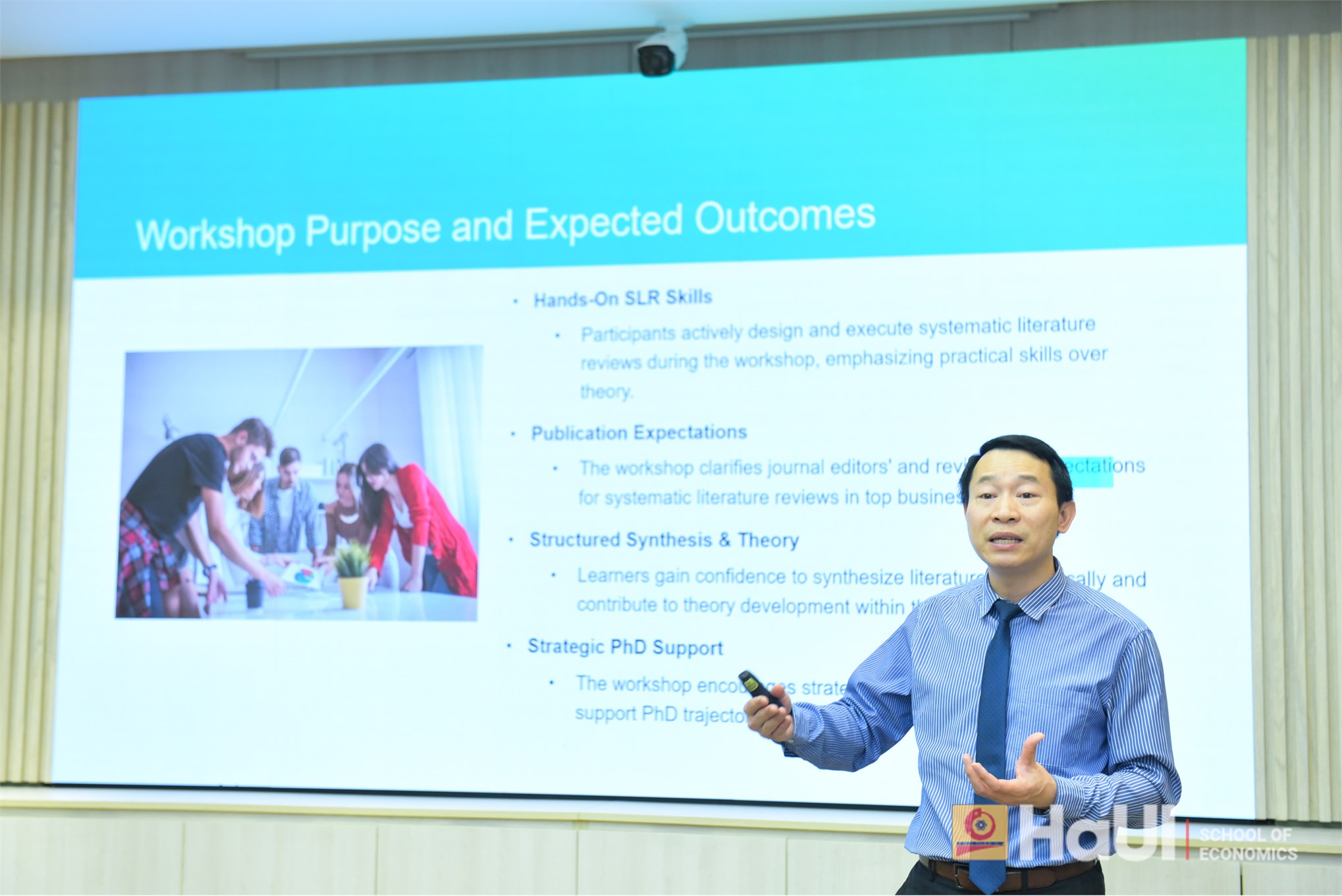 Trường Kinh tế tổ chức seminar: `Xây dựng tổng quan tài liệu hệ thống chất lượng cao – Chiến lược thành công cho nghiên cứu sinh`