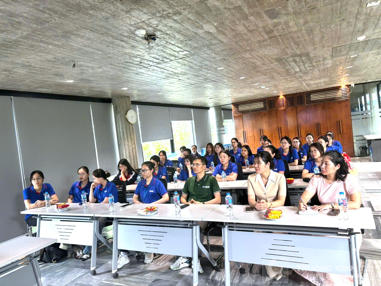 Sinh viên Khoa Kế toán – Kiểm toán tham quan thực tế tại Công ty cổ phần đầu tư xây dựng và thương mại Ngãi Cầu
