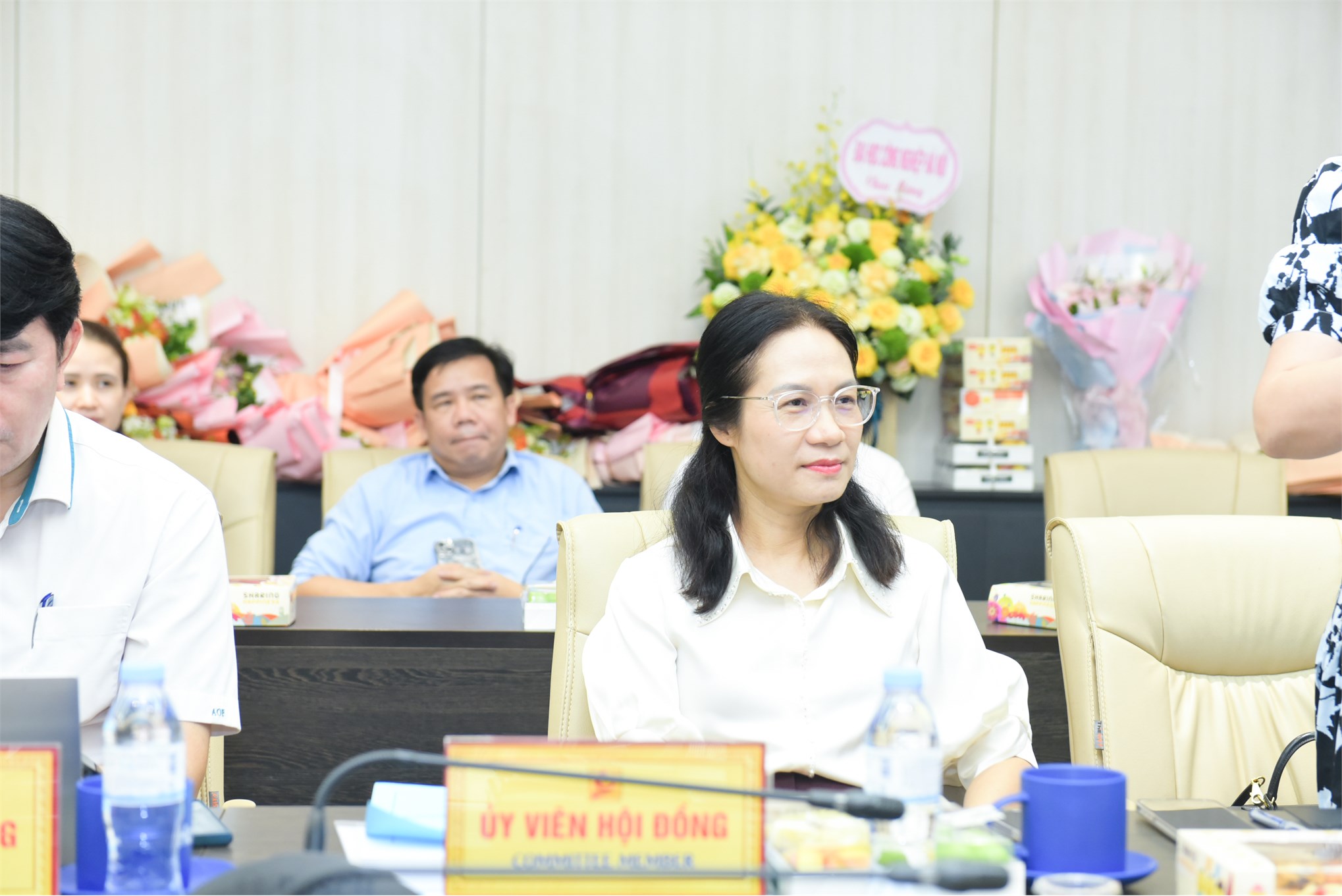 Nghiên cứu sinh Trần Thị Hằng bảo vệ thành công luận án tiến sĩ cấp Đại học Công nghiệp Hà Nội