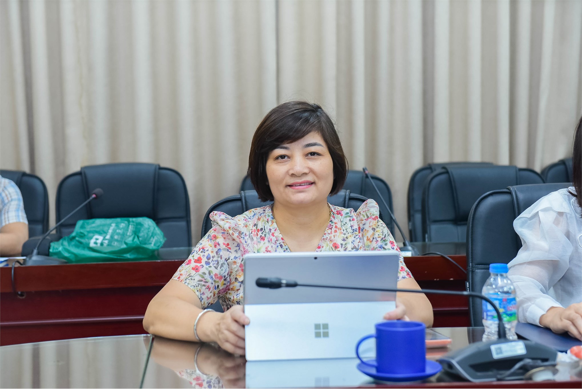 Trang trọng Lễ kết nạp Đảng viên mới của Chi bộ Kinh tế 1 – Trường Kinh tế
