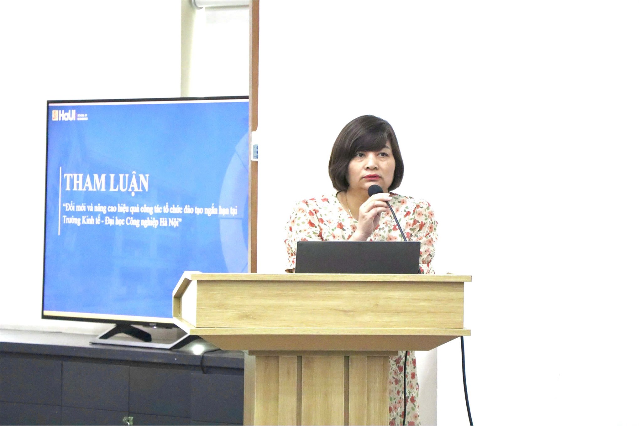 Đại học Công nghiệp Hà Nội sơ kết công tác đào tạo ngắn hạn: Trường Kinh tế ghi dấu ấn đậm nét