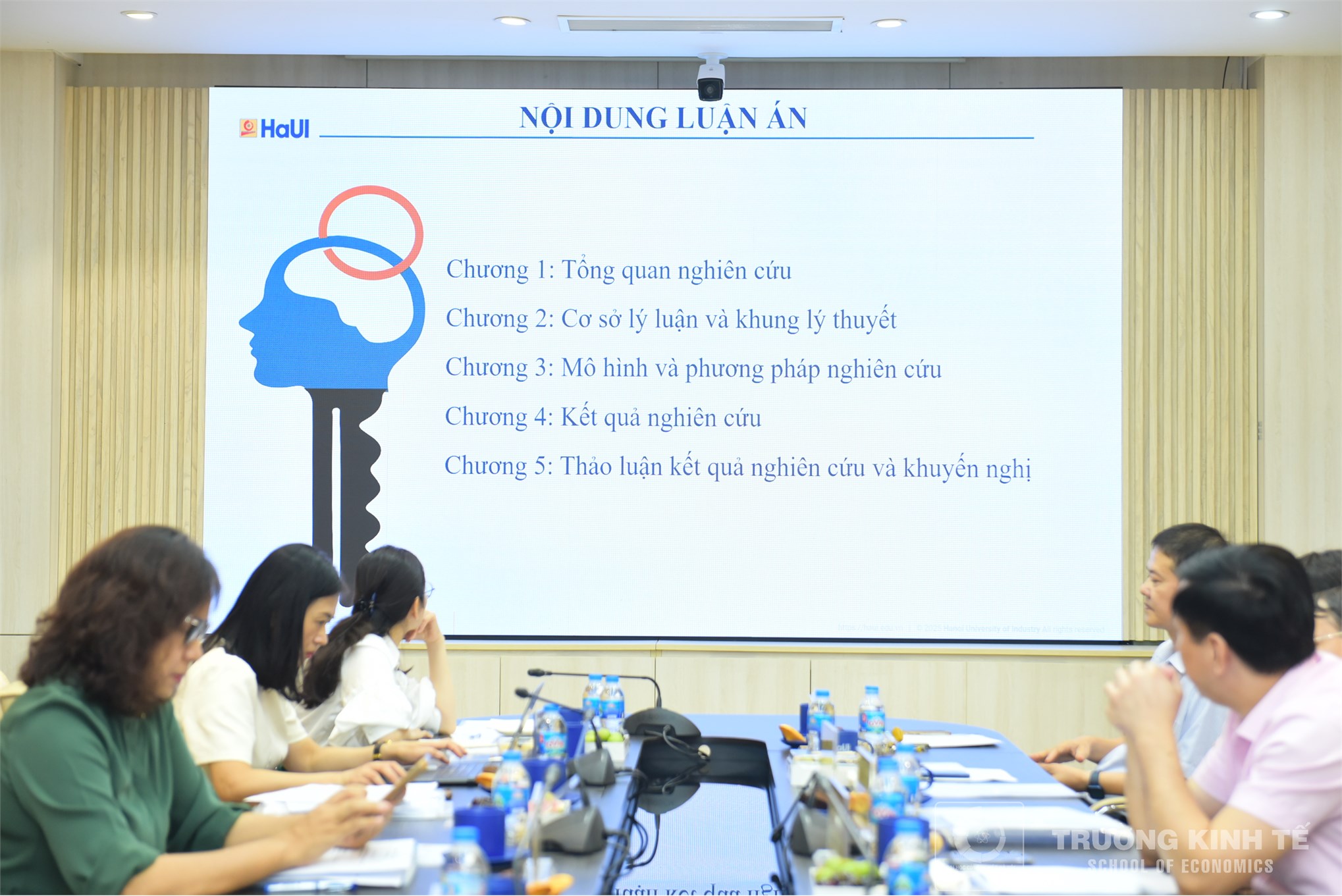 Nghiên cứu sinh Phạm Thị Thu Oanh bảo vệ thành công Luận án Tiến sĩ cấp Đại học Công nghiệp Hà Nội