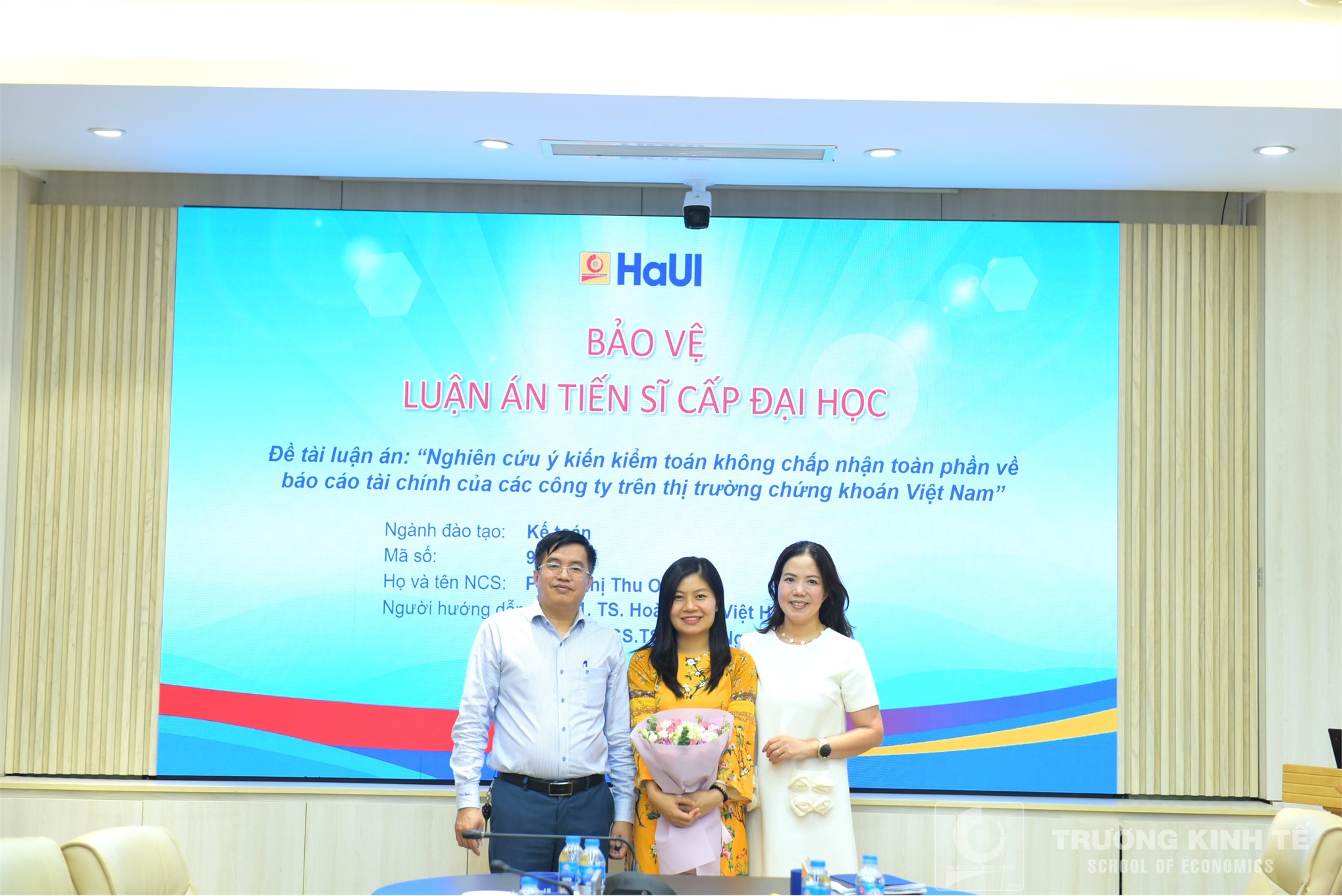 Nghiên cứu sinh Phạm Thị Thu Oanh bảo vệ thành công Luận án Tiến sĩ cấp Đại học Công nghiệp Hà Nội