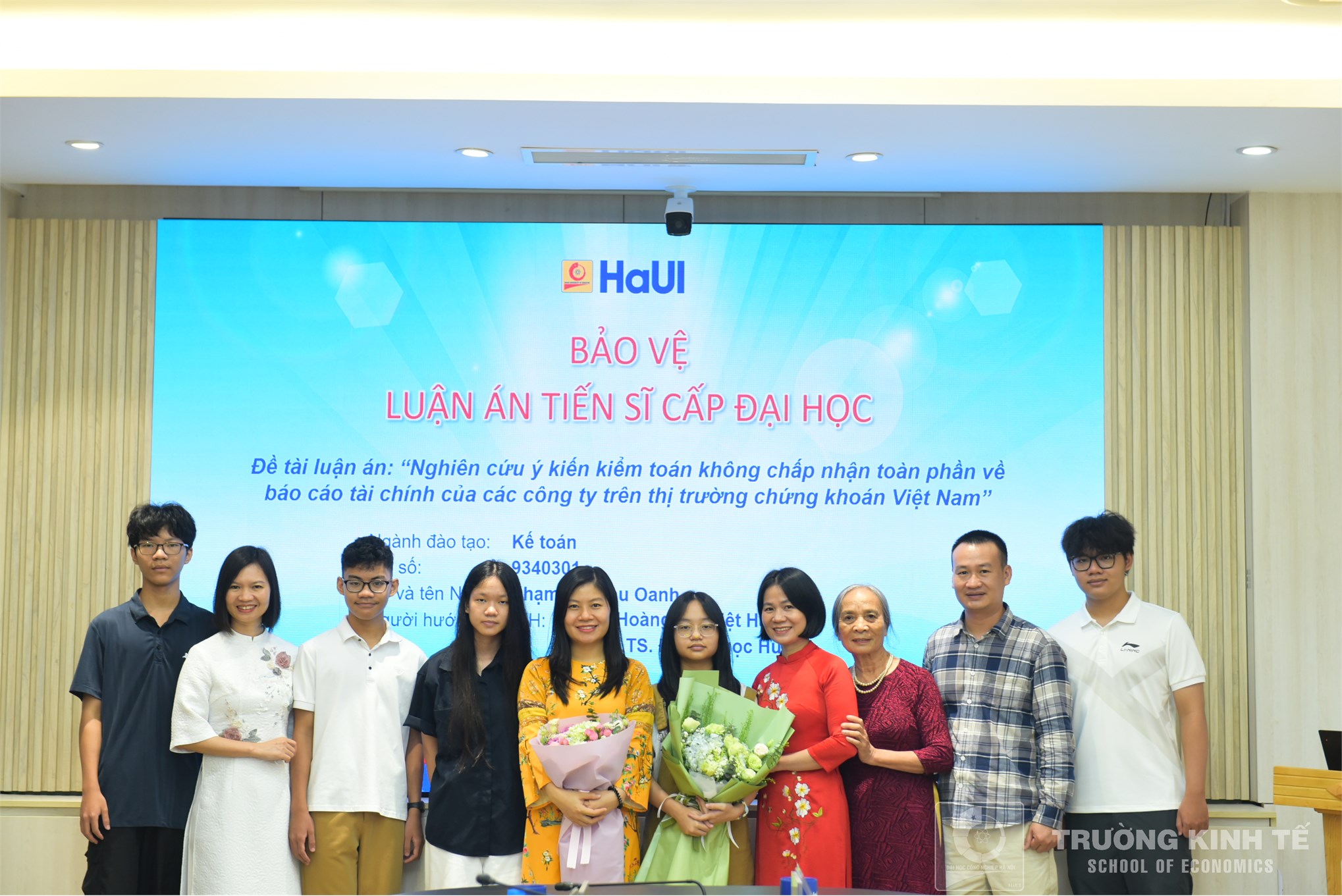 Nghiên cứu sinh Phạm Thị Thu Oanh bảo vệ thành công Luận án Tiến sĩ cấp Đại học Công nghiệp Hà Nội
