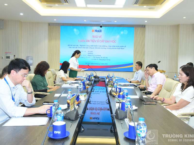 Nghiên cứu sinh Phạm Thị Thu Oanh bảo vệ thành công Luận án Tiến sĩ cấp Đại học Công nghiệp Hà Nội