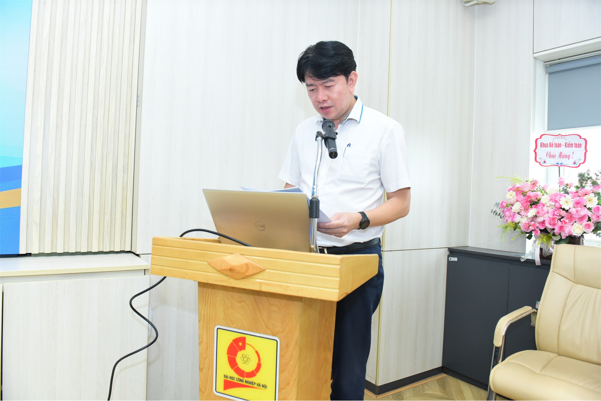 Nghiên cứu sinh Lê Thị Ngọc Mai bảo vệ thành công Luận án tiến sĩ cấp Đại học Công nghiệp Hà Nội