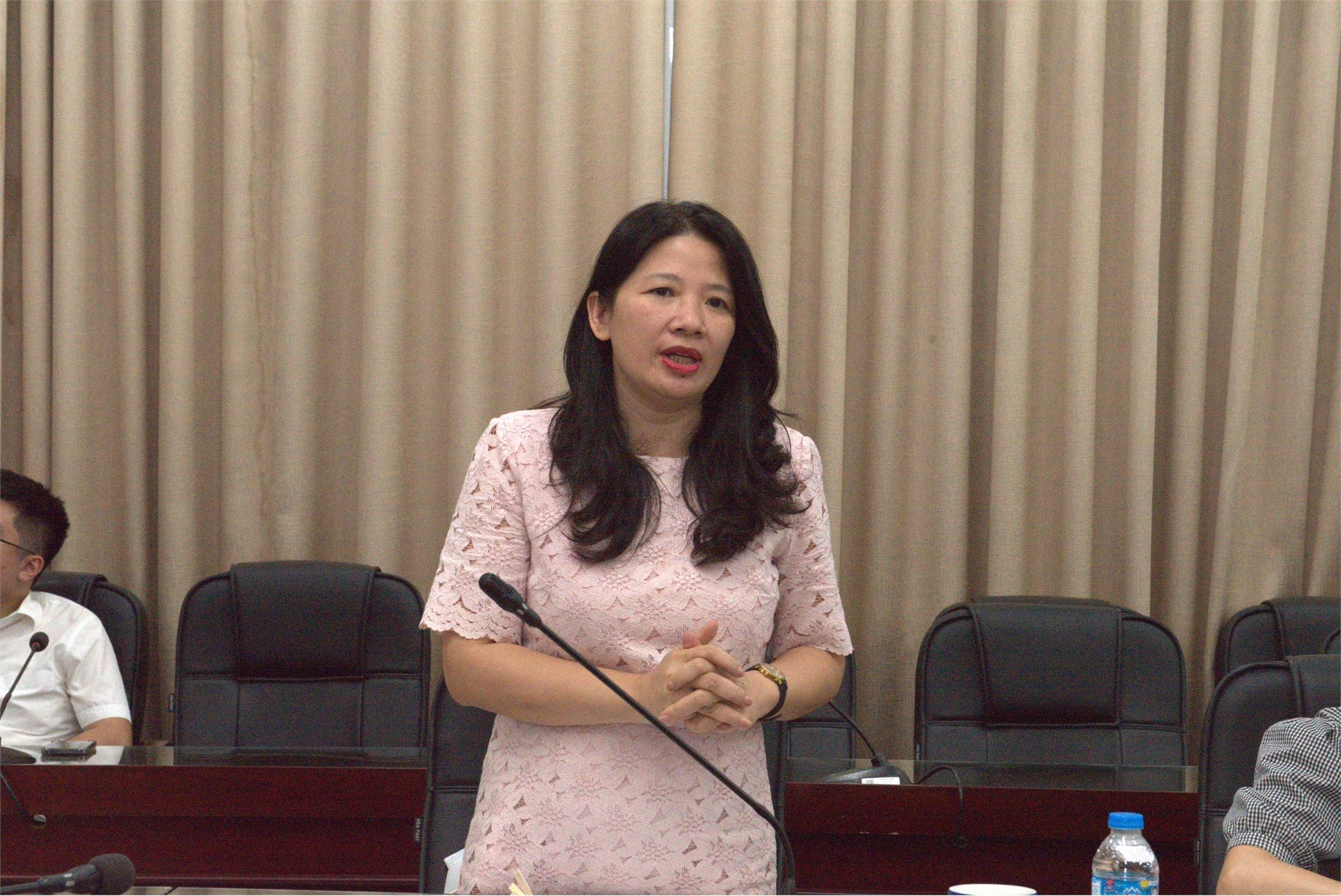 Trang trọng Lễ kết nạp Đảng viên mới Chi bộ Kinh tế 2, Đảng bộ bộ phận Trường Kinh tế