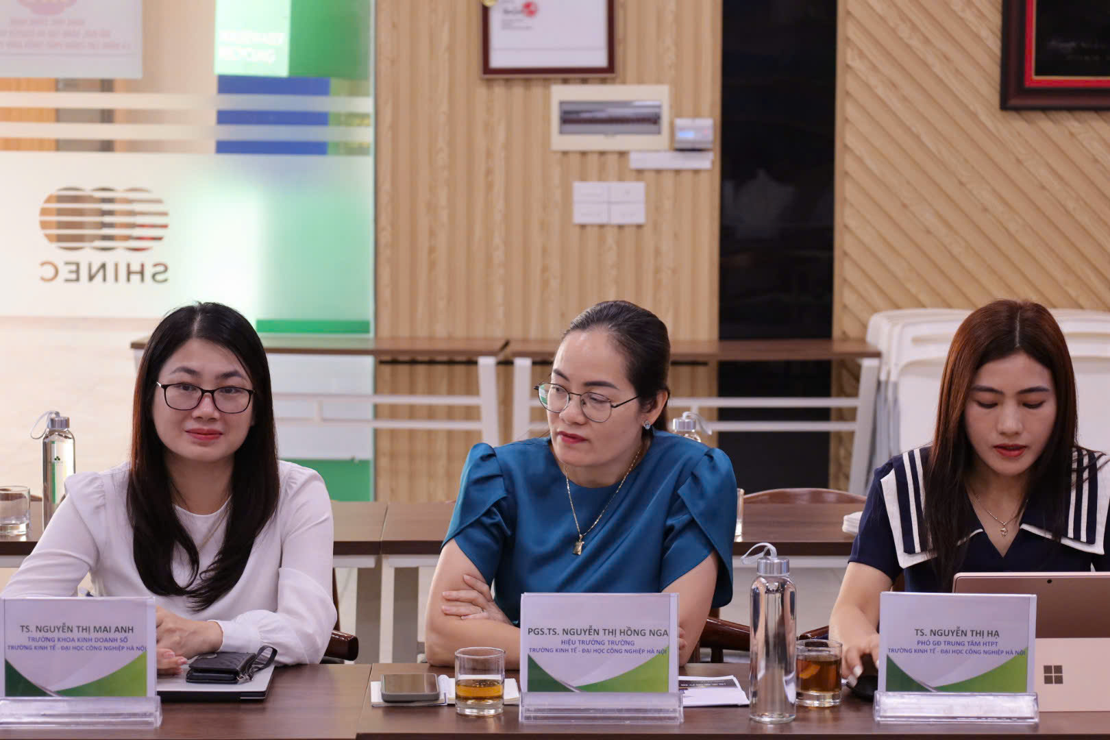 Trường Kinh tế - Đại học Công nghiệp Hà Nội tăng cường kết nối doanh nghiệp, thúc đẩy hợp tác nghiên cứu và phát triển nguồn nhân lực tại Khu công nghiệp sinh thái Nam Cầu Kiền (Hải Phòng)