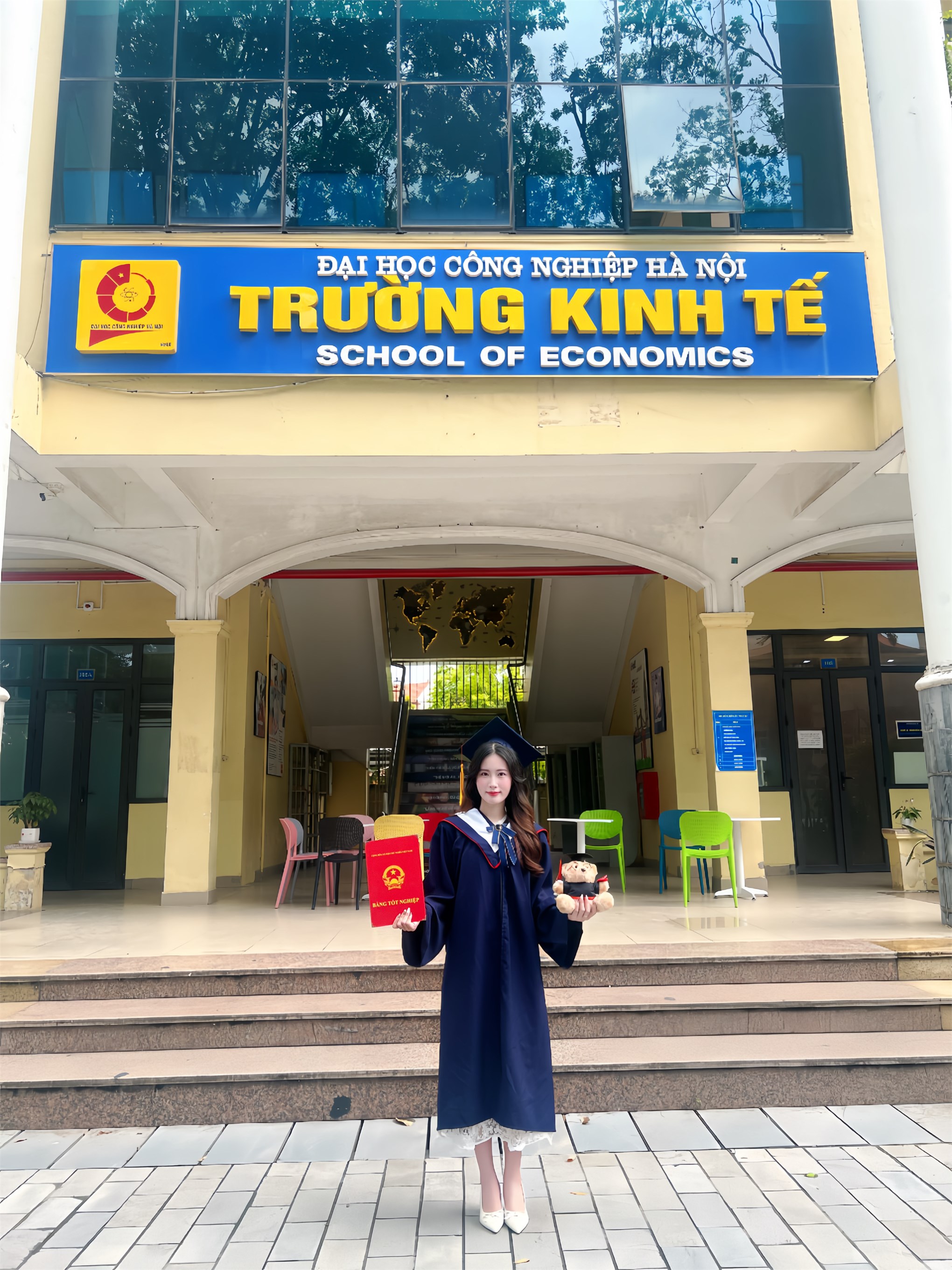 Vinh danh Thủ khoa tốt nghiệp năm 2026 – Ngành quản trị văn phòng, Trường Kinh tế, Đại học Công nghiệp Hà Nội