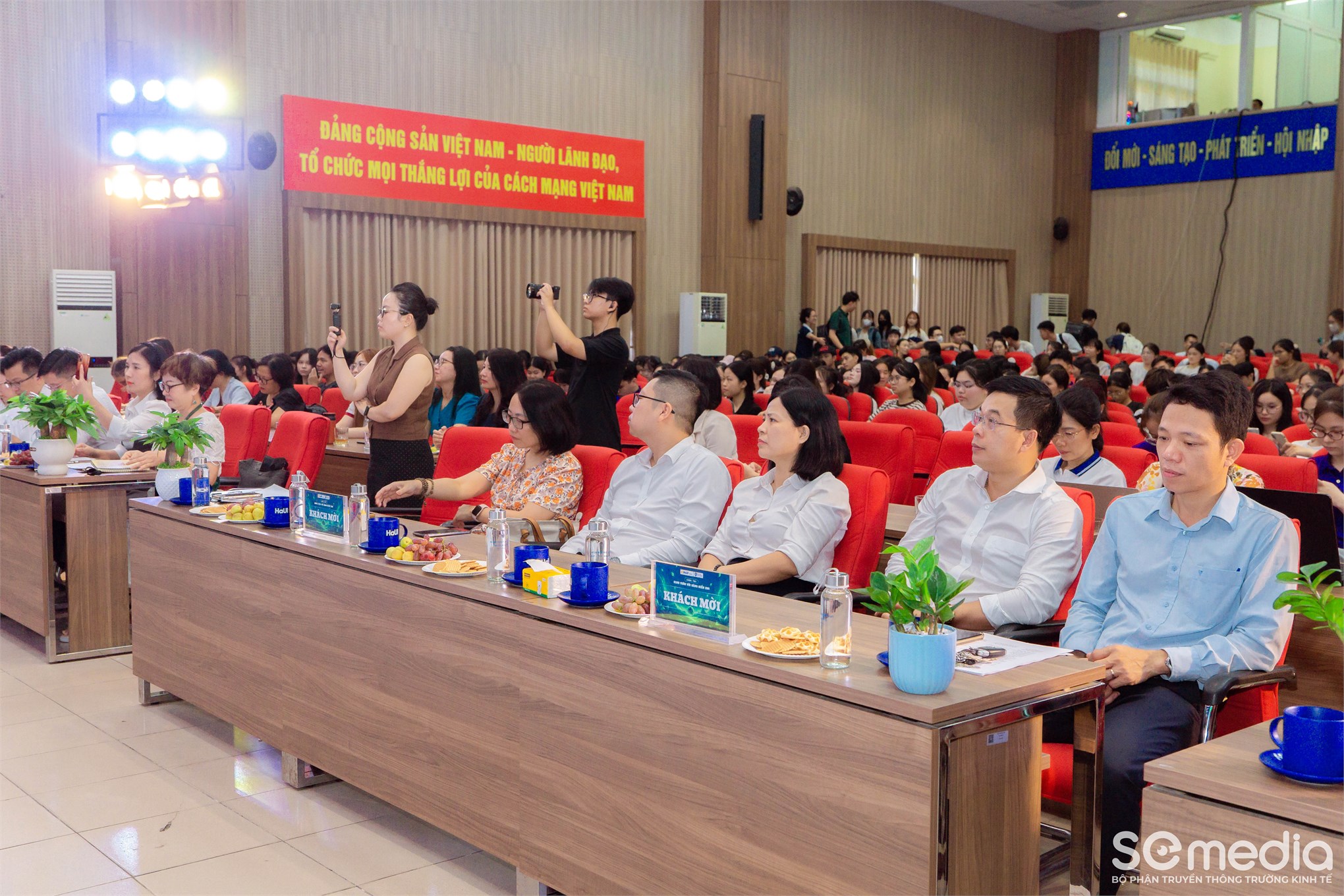 Chung kết cuộc thi “Sinh viên với sáng kiến ESG mùa 3”: Kiến tạo tương lai xanh – Bản lĩnh tiên phong trong kỷ nguyên phát triển bền vững