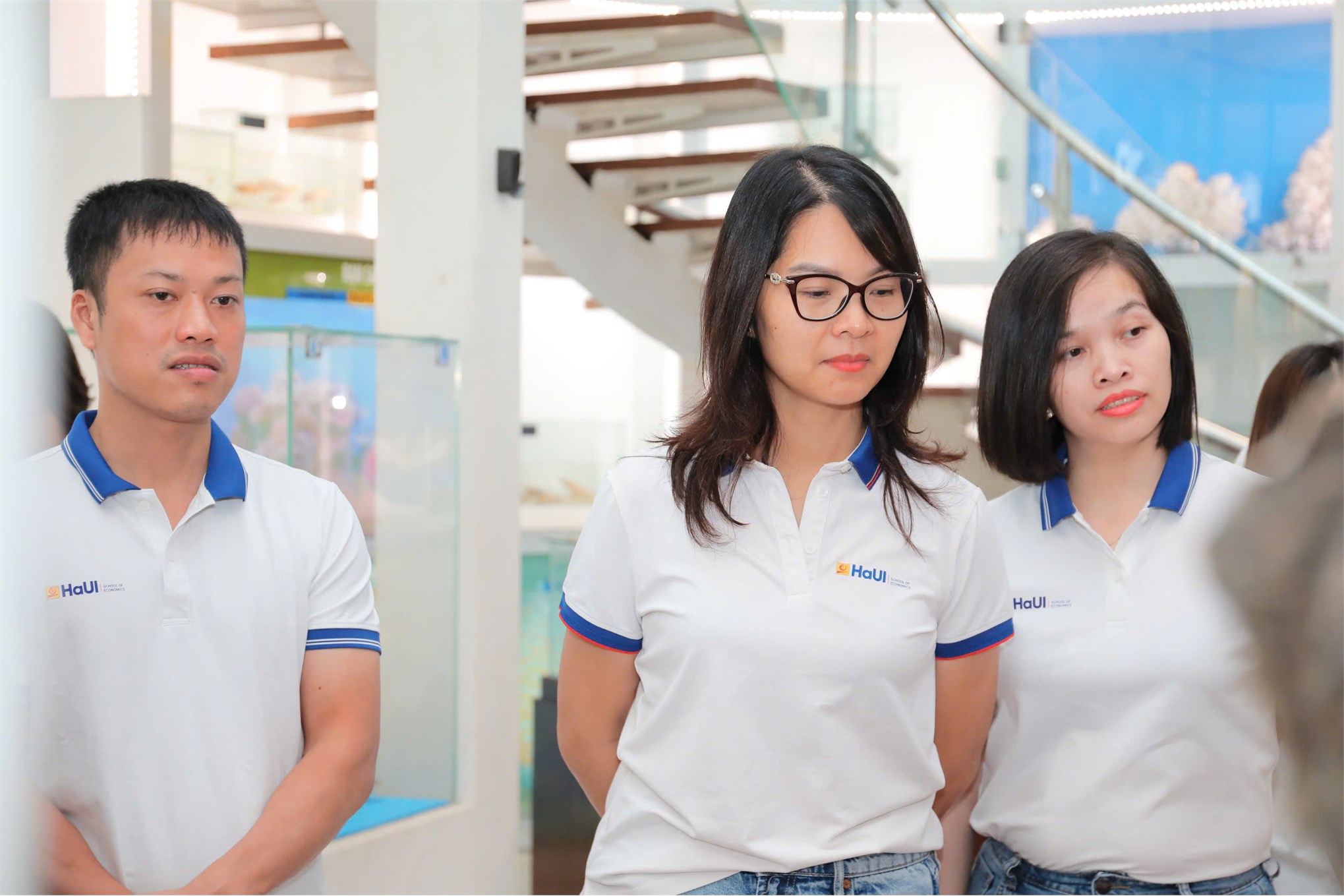Sinh hoạt chính trị thực tế: Chi bộ Kinh tế 1 - Đảng bộ Bộ phận Trường Kinh tế về nguồn tại Bảo tàng Quảng Ninh