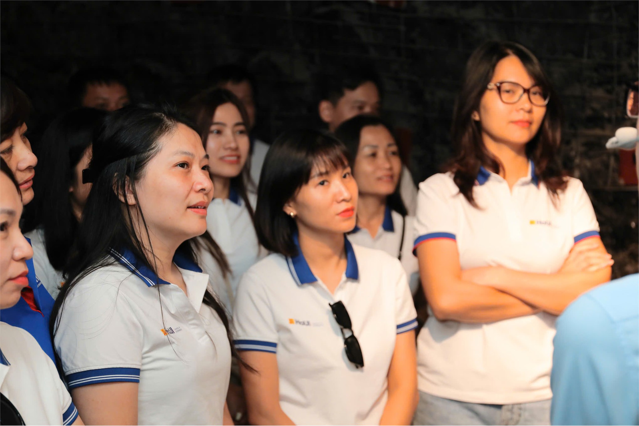 Sinh hoạt chính trị thực tế: Chi bộ Kinh tế 1 - Đảng bộ Bộ phận Trường Kinh tế về nguồn tại Bảo tàng Quảng Ninh