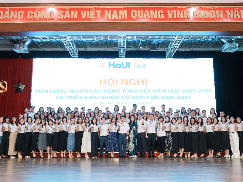 Hội nghị viên chức, người lao động Trường Kinh tế năm 2026: đoàn kết, trách nhiệm, đổi mới, quyết tâm hoàn thành nhiệm vụ năm học 2026–2027