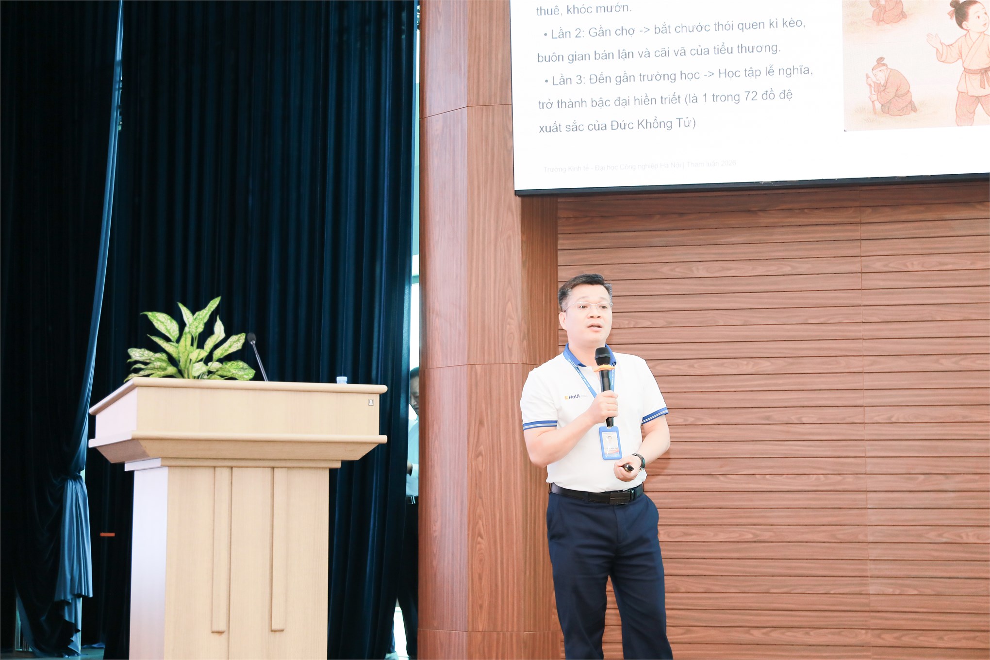 Hội nghị viên chức, người lao động Trường Kinh tế năm 2026: đoàn kết, trách nhiệm, đổi mới, quyết tâm hoàn thành nhiệm vụ năm học 2026–2027