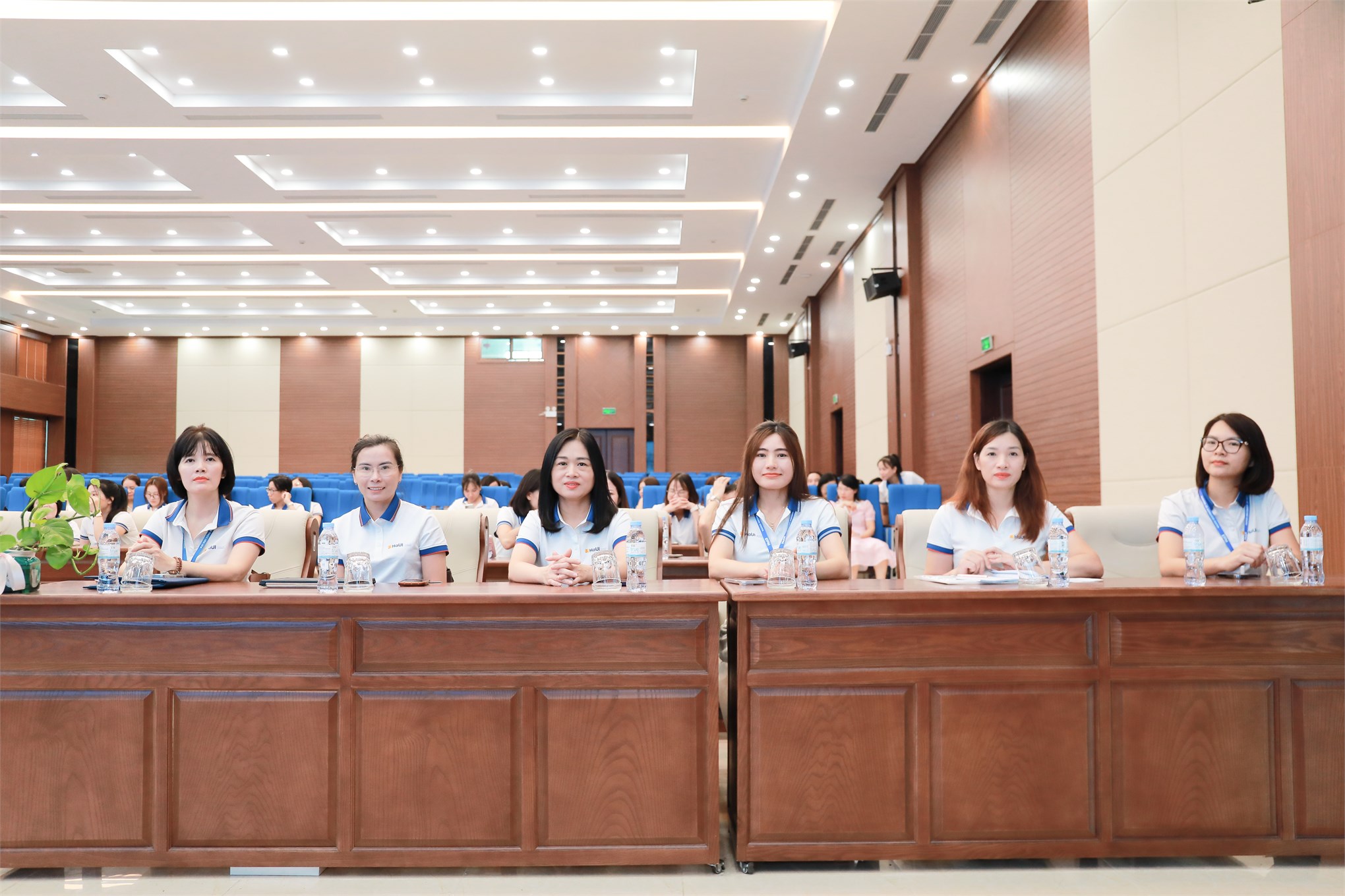Hội nghị viên chức, người lao động Trường Kinh tế năm 2026: đoàn kết, trách nhiệm, đổi mới, quyết tâm hoàn thành nhiệm vụ năm học 2026–2027