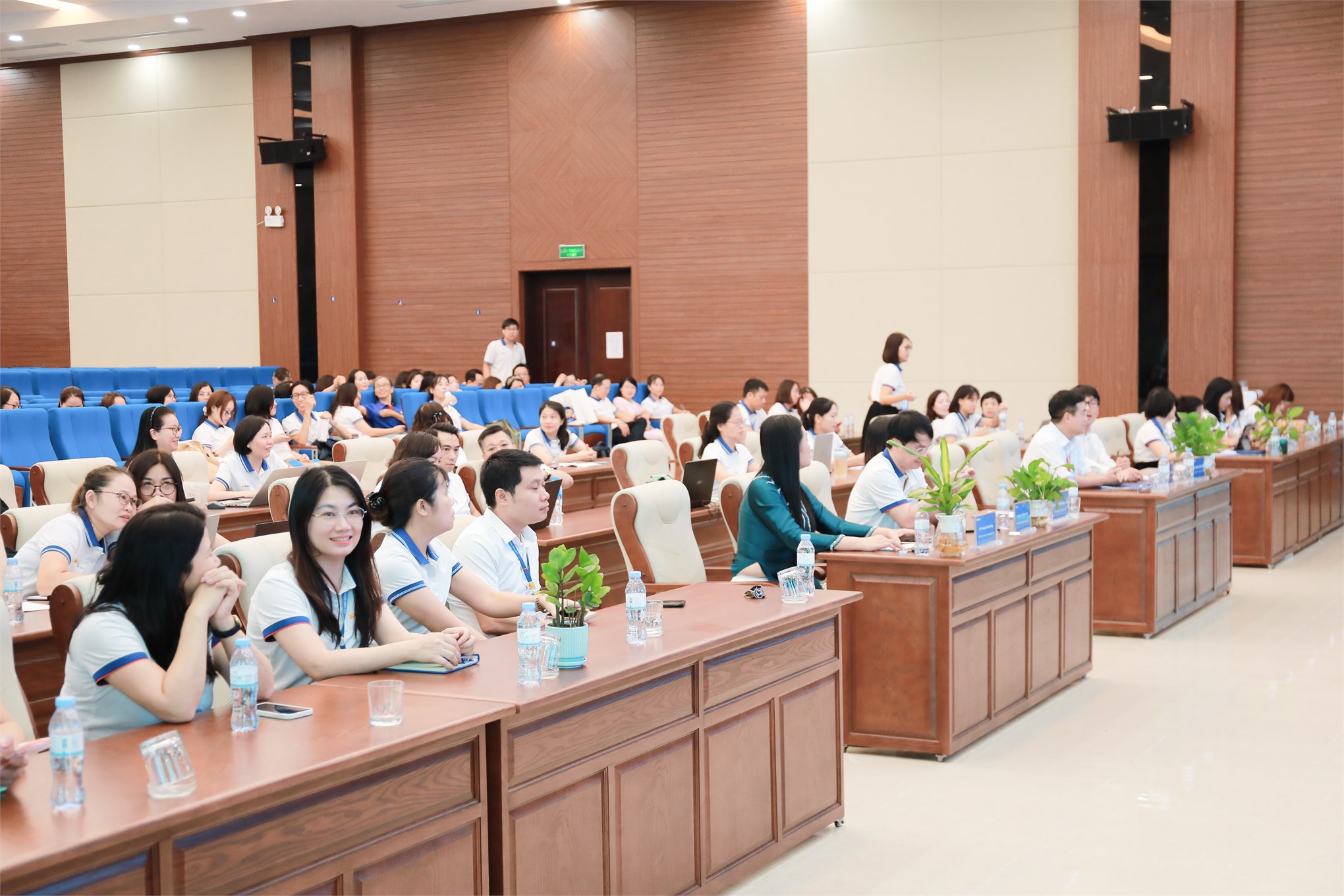 Hội nghị viên chức, người lao động Trường Kinh tế năm 2026: đoàn kết, trách nhiệm, đổi mới, quyết tâm hoàn thành nhiệm vụ năm học 2026–2027