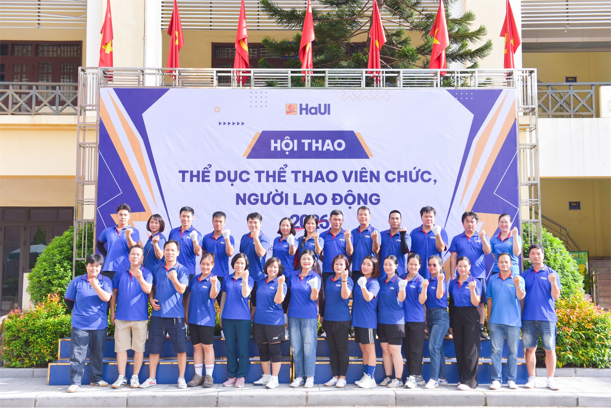 Dấu ấn Trường Kinh tế: Cùng Liên quân 5 giành Giải Ba toàn đoàn tại Hội thao viên chức, người lao động