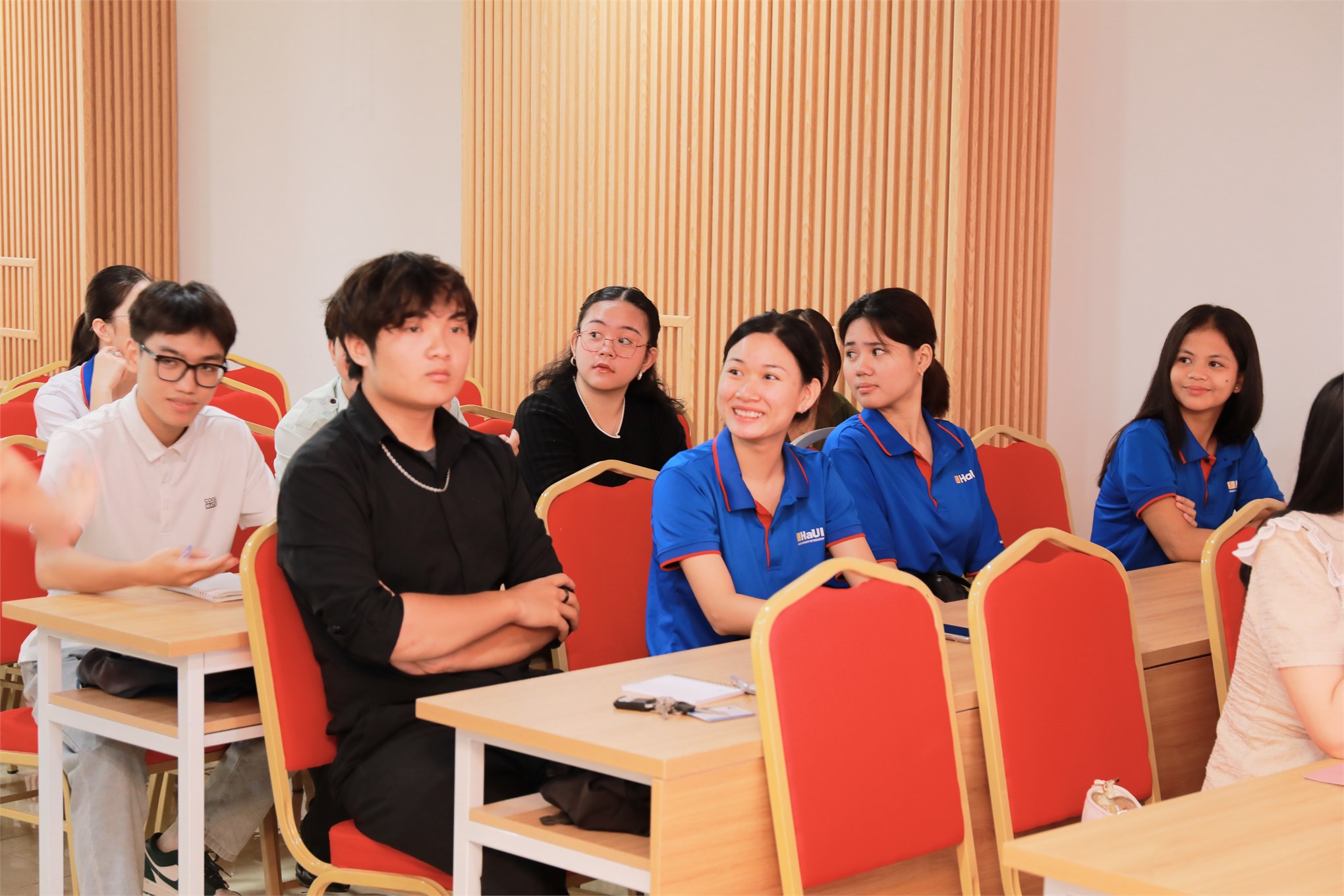 Trường Kinh tế tổ chức Workshop “Business Leadership”: Phát triển năng lực lãnh đạo cho sinh viên