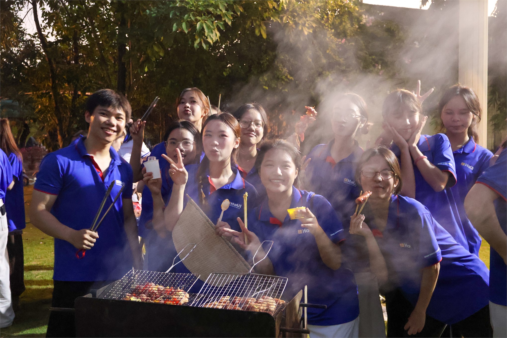 Sôi nổi chương trình team building kết nối thầy trò khoa kinh doanh số – trường kinh tế, đh công nghiệp hà nội