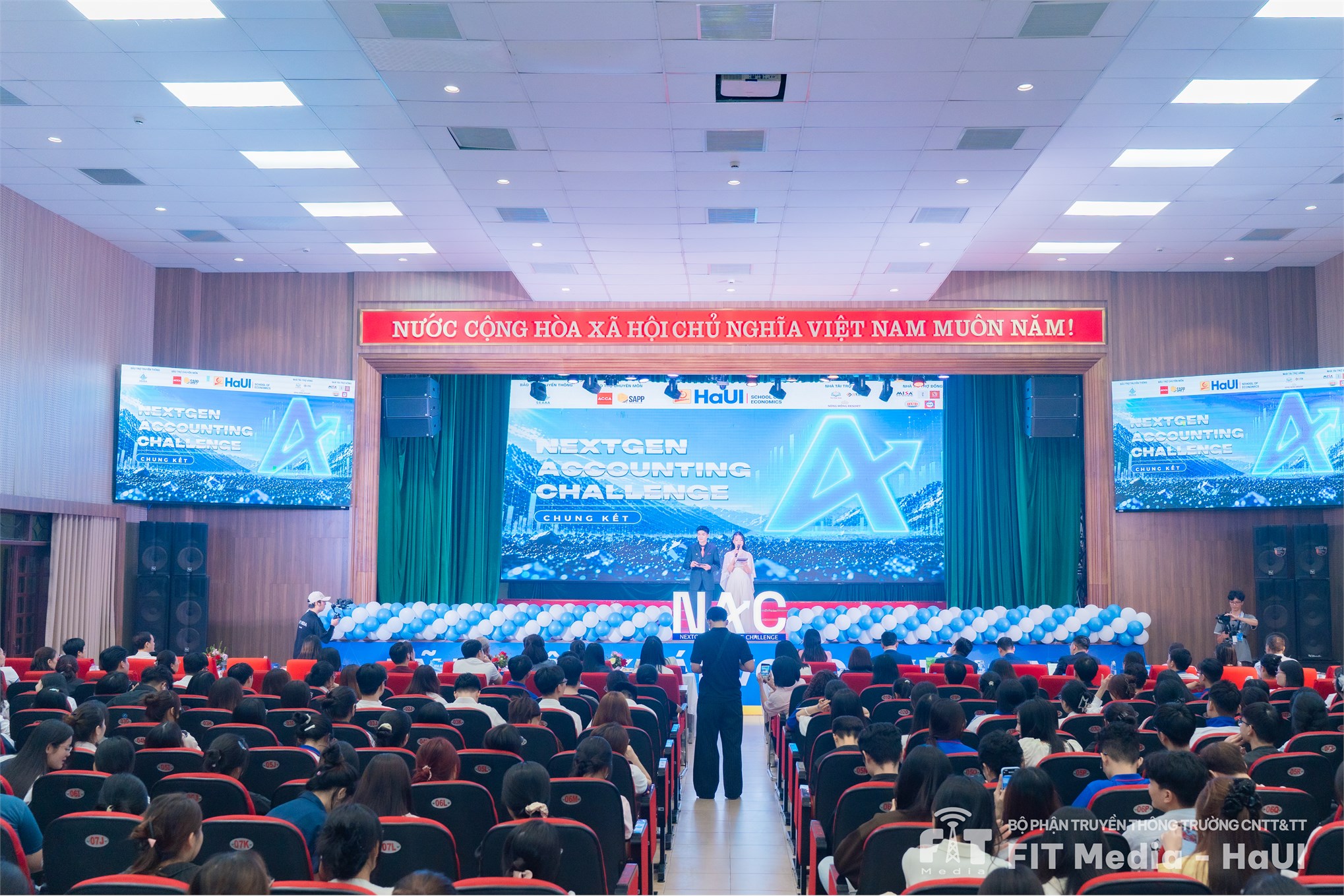 Chung kết cuộc thi “Nextgen Accounting Challenge 2026”: Khẳng định tri thức, tư duy phản biện và bản lĩnh hội nhập của Thế hệ Kế toán – Kiểm toán tương lai