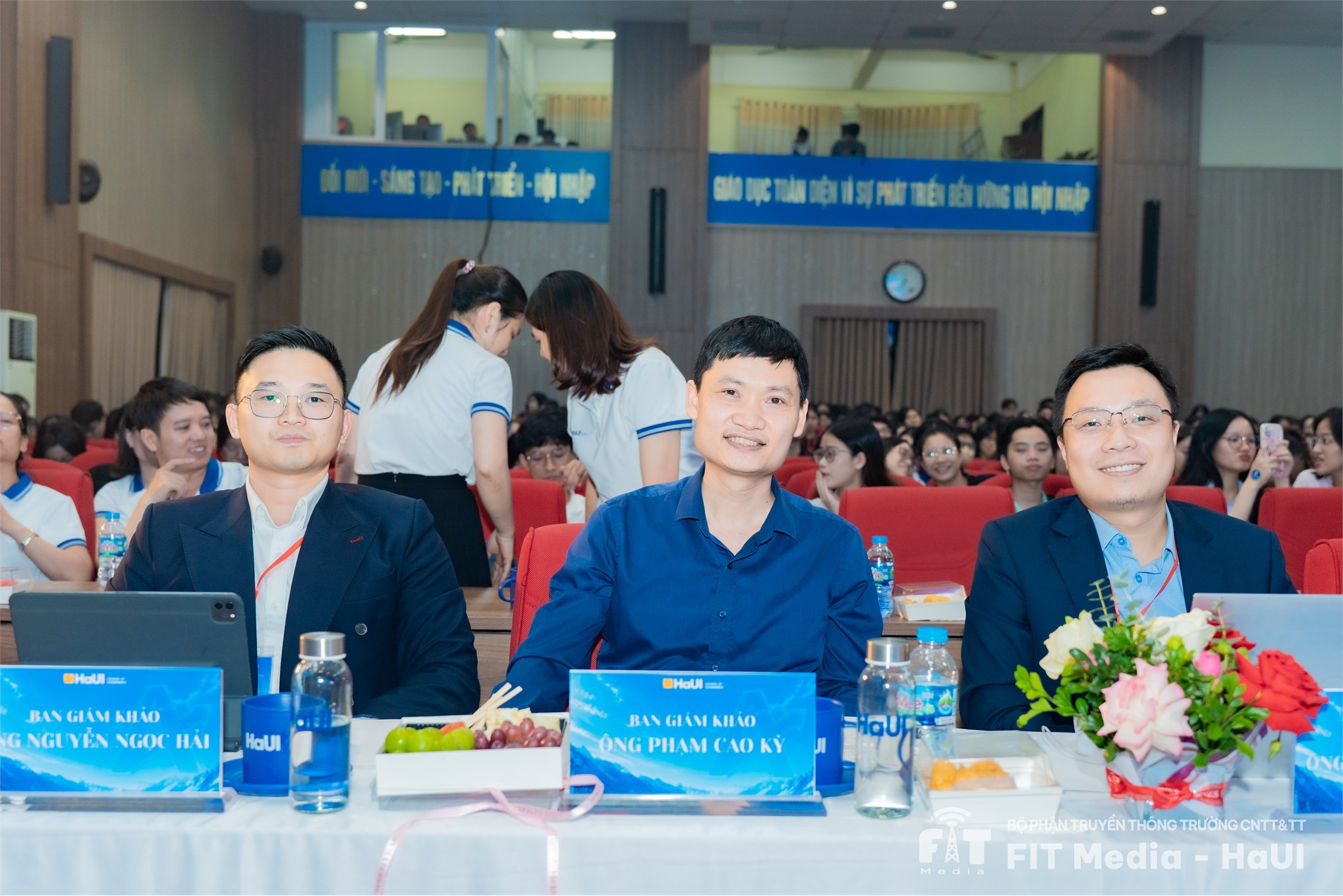 Chung kết cuộc thi “Nextgen Accounting Challenge 2026”: Khẳng định tri thức, tư duy phản biện và bản lĩnh hội nhập của Thế hệ Kế toán – Kiểm toán tương lai