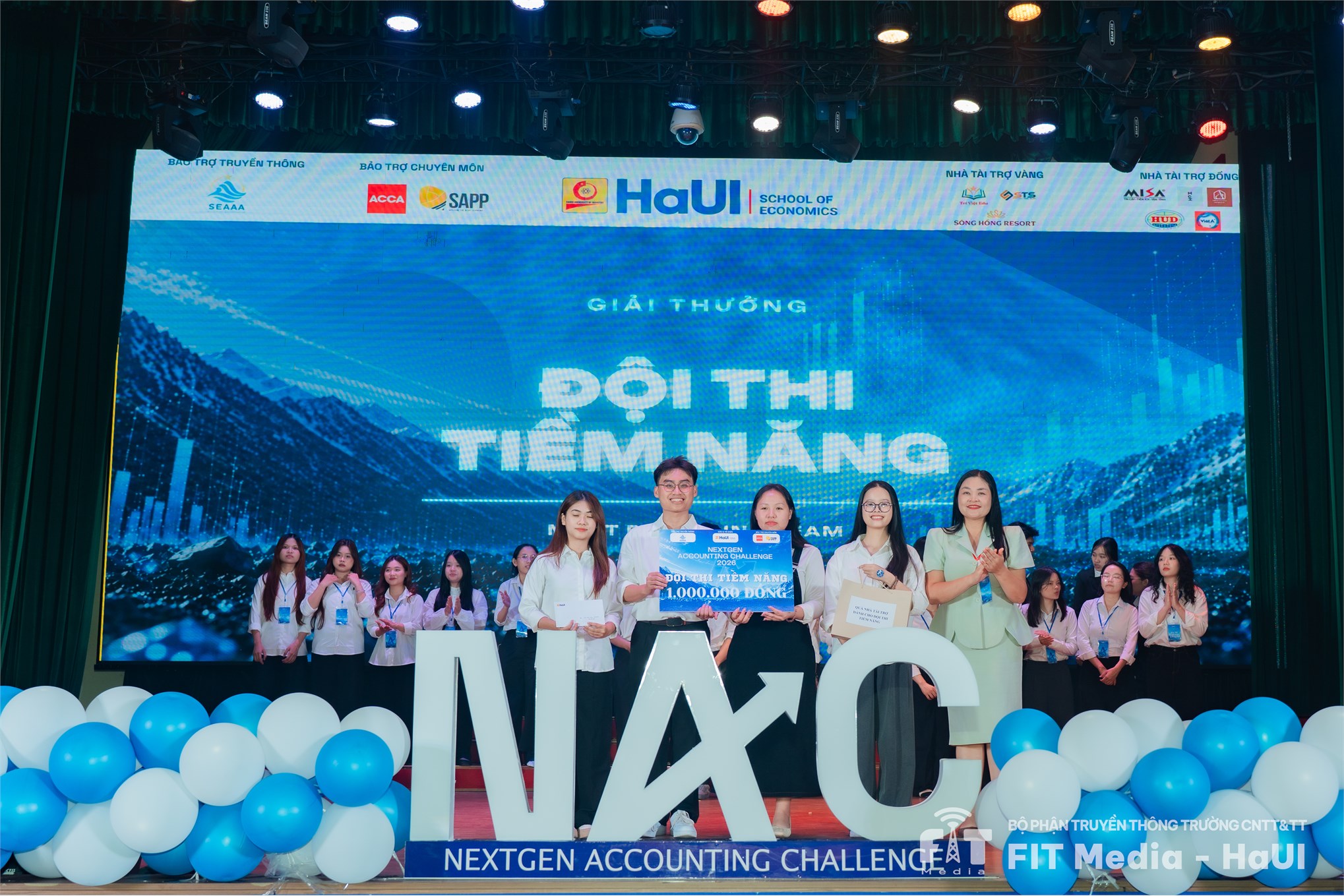 Chung kết cuộc thi “Nextgen Accounting Challenge 2026”: Khẳng định tri thức, tư duy phản biện và bản lĩnh hội nhập của Thế hệ Kế toán – Kiểm toán tương lai