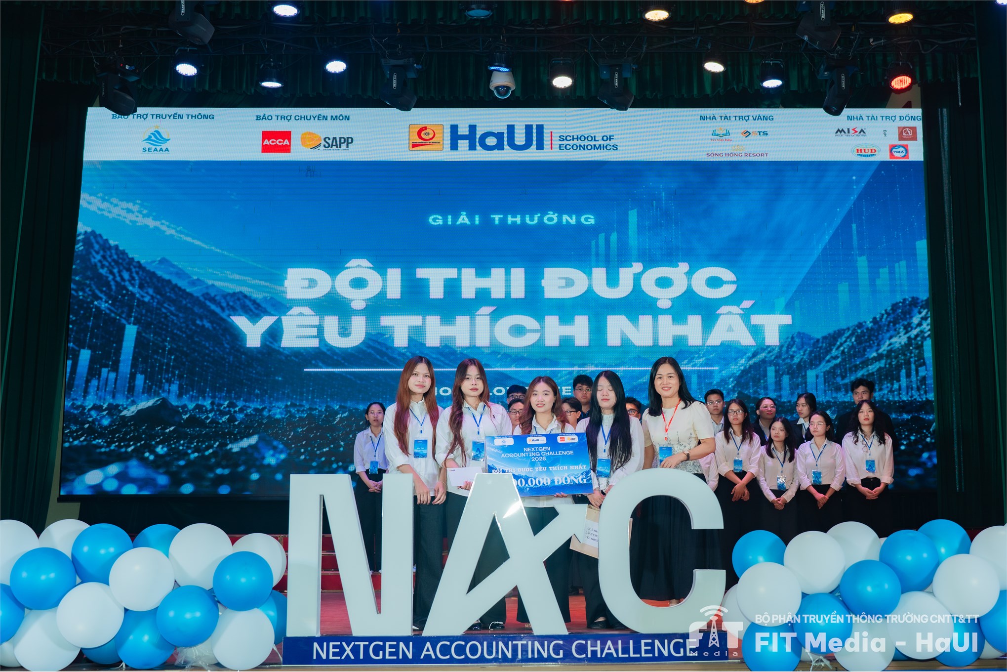 Chung kết cuộc thi “Nextgen Accounting Challenge 2026”: Khẳng định tri thức, tư duy phản biện và bản lĩnh hội nhập của Thế hệ Kế toán – Kiểm toán tương lai