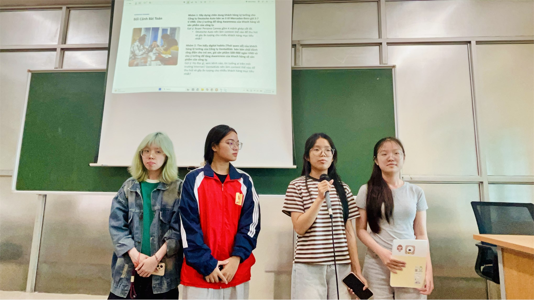 Đồng giảng cùng chuyên gia học phần Phân tích dữ liệu Marketing: Ứng dụng dữ liệu trong phân tích chân dung khách hàng