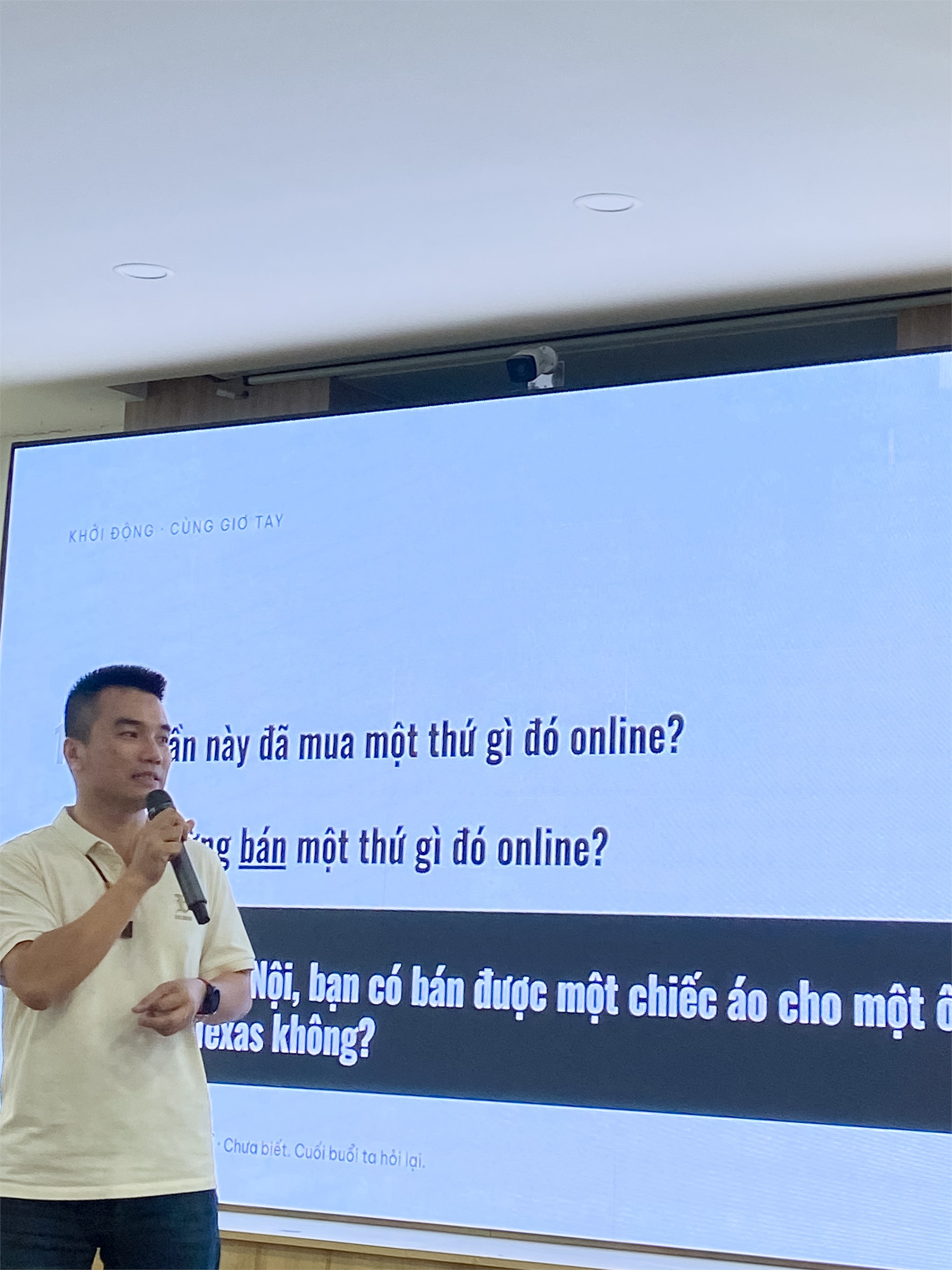 Đồng giảng cùng doanh nghiệp: Chiến lược kinh doanh trên sàn thương mại điện tử – Cơ hội, thách thức và bài học thực tiễn